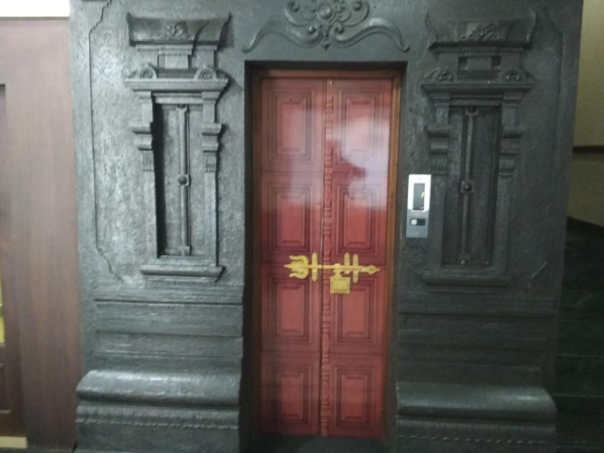 Hotel Rukmini Alwaye Zewnętrze zdjęcie