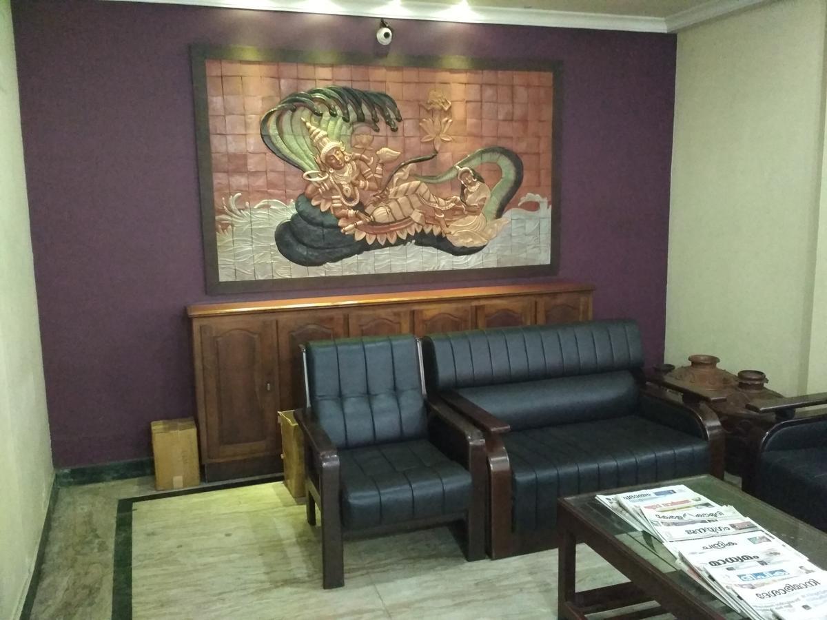 Hotel Rukmini Alwaye Zewnętrze zdjęcie