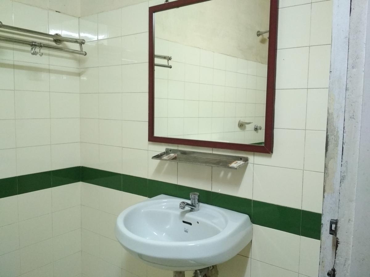 Hotel Rukmini Alwaye Zewnętrze zdjęcie